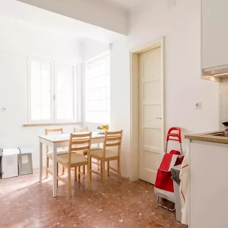Cosy In The Center Of Homestay Lisbon